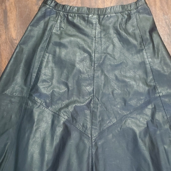 Studio Black A-Line Leather  Skirt - Picture 2 of 8